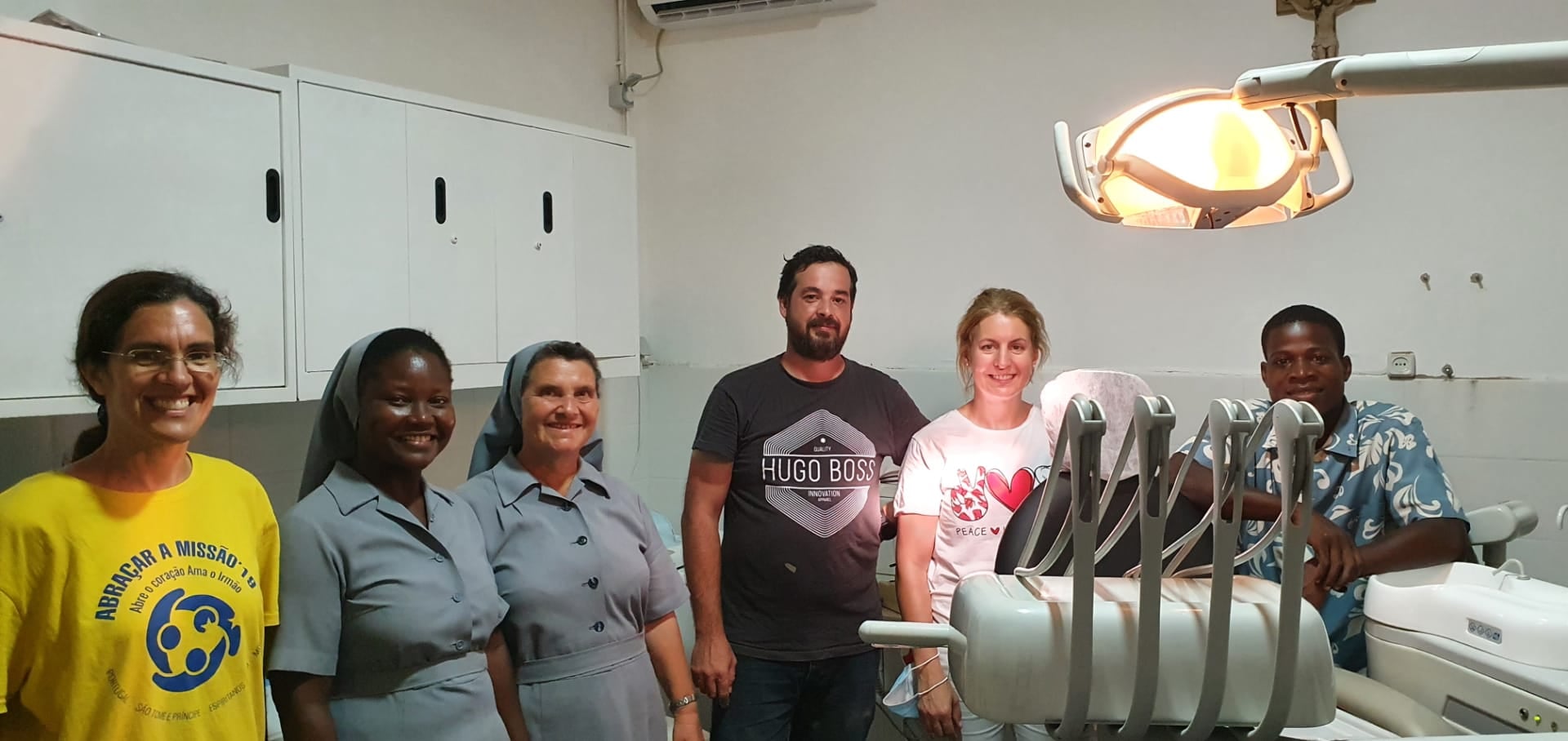 Instalação de uma unidade dentária em São Tomé e Príncipe